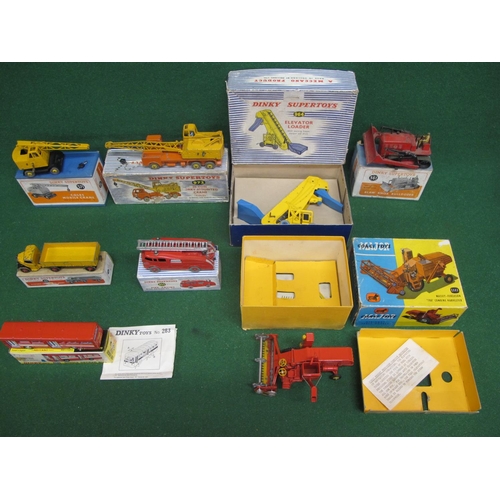 522 - Box of seven boxed Dinky Supertoys to comprise: 283 Bus, 521 Bedford, 561 Bulldozer, 571 Coles Crane... 