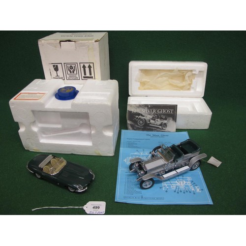 499 - Two Franklin Mint metal and plastic models of a 1961 Jaguar E Type and a 1907 Rolls Royce Silver Gho... 