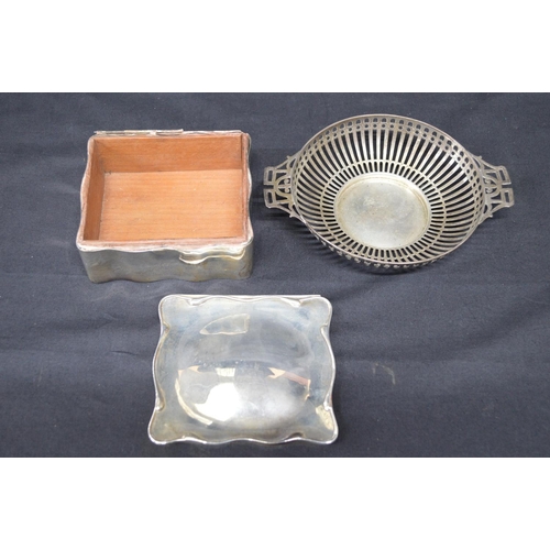 145 - Pierced silver two handled dish, hallmarked for Chester (3.1ozt) together with a rectangular shaped ... 