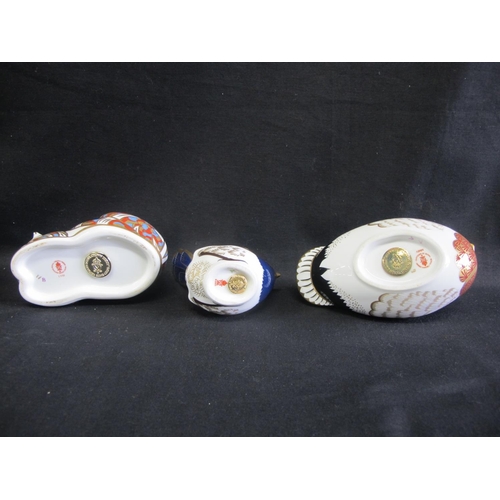 216 - Group of three Royal Crown Derby paperweights with gold stoppers to comprise: Fairy Wren - 9.5cm tal... 