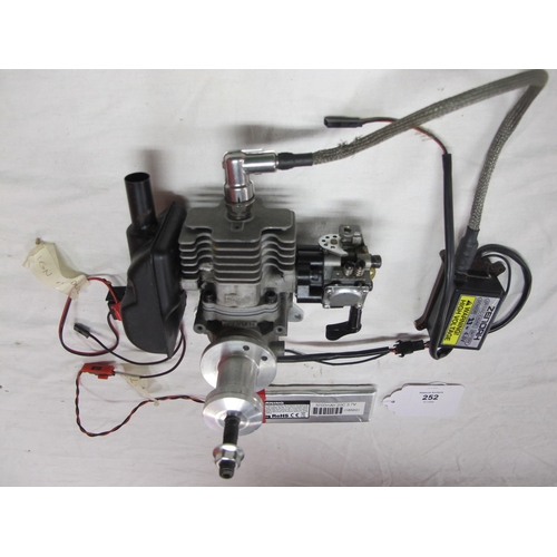 252 - Zenoah 20cc two stroke engine for larger model aircraft with Walbro carburettor, silencer, ignition ... 