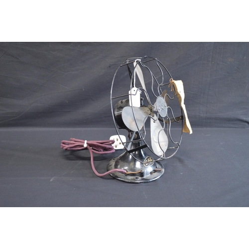 202 - Vintage GEC Electric table fan with original instructions - 32cm tall (Sold as seen)