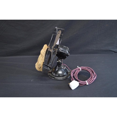 202 - Vintage GEC Electric table fan with original instructions - 32cm tall (Sold as seen)