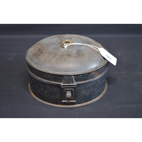 209 - Circular spice tin having sectional interior fitted with grater - 17.5cm dia