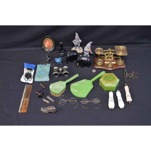 224 - Collection of sundry items to include: three ceramic pull handles, postal scales & weights, spectacl... 