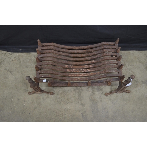 126 - Iron fire grate with dogs - 61.5cm wide