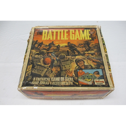 156 - Triang plastic Battle Game with tub of parts and a copy of the instructions, boxed