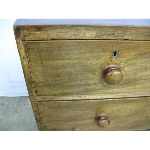 384 - Mahogany chest of two short over two long graduated drawers, standing on bracket feet - 84cm x 45cm ... 