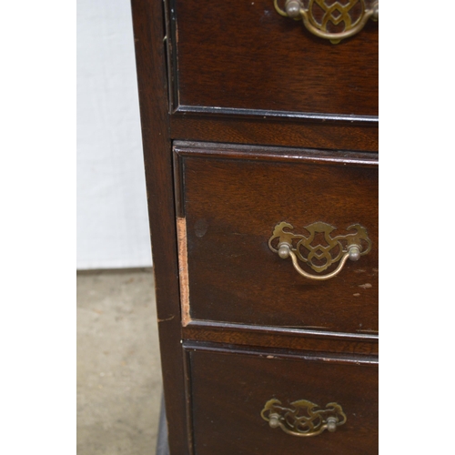 408 - Reproduction bow fronted chest of four long drawers, standing on bracket feet - 68cm x 42cm x 90cm t... 