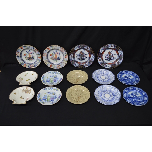 51 - Five various pairs of Wedgwood plates together with pair of shell shape dishes and pair of soup bowl... 