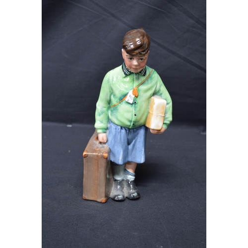 71 - Royal Doulton figure of The Girl Evacuee HN3203, Limited Edition No. 1028 together with The Boy Evac... 