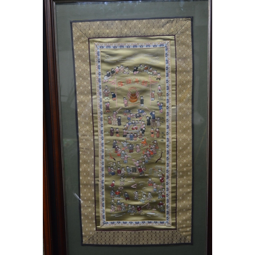 95 - Two silk kimono sleeves embroidered with figures of children playing - 31cm x 66cm and 33.5cm x 66cm... 