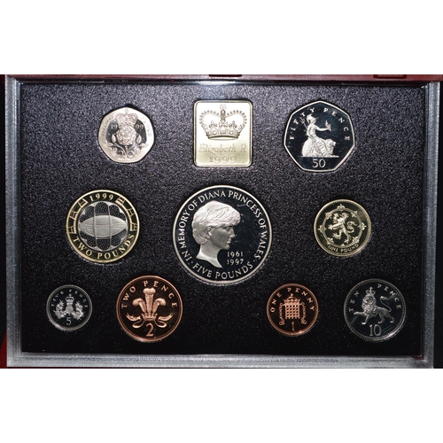 58 - Group of five Royal Mint Proof Year coin sets in fitted cases to comprise: 1995, 1996, 1997, 1999 an... 