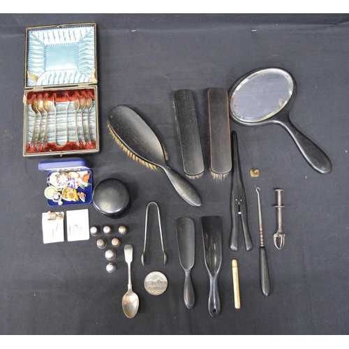 261 - Group of sundry items to include: pin badges, thimbles and spoons etc together with a group of ebony... 