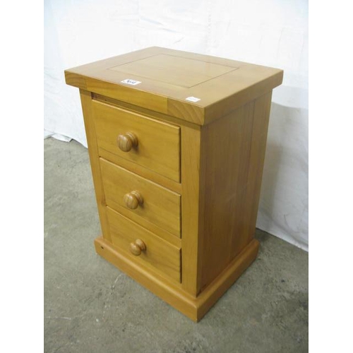 364 - Modern stained chest of two short over four graduated drawers, standing on a plinth base - 90cm x 42... 