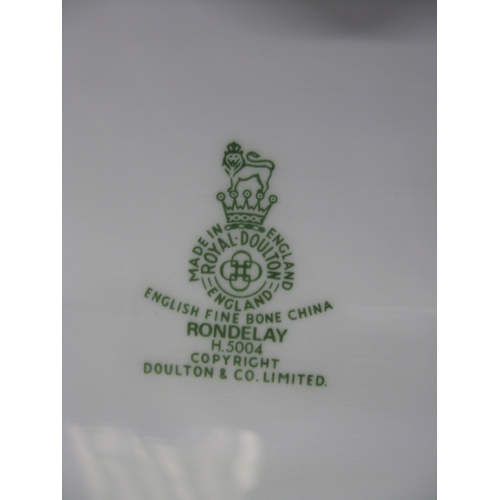 102 - Royal Doulton Rondelay H5004 part tea and dinner ware to comprise: eight tea cups, eight coffee cups... 