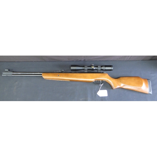 105 - SMK XS38 underlever air rifle with 3-9 x 40 scope, safety catch to front of trigger (no obvious seri... 