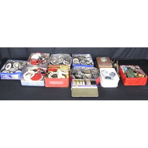 32 - Collection of mainly telephone dials