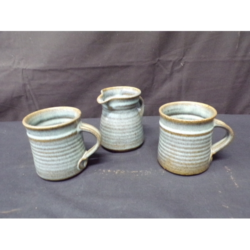 77 - Quantity of pottery to include: Wootton Courtenay and Ruth Lyle Glynden pottery