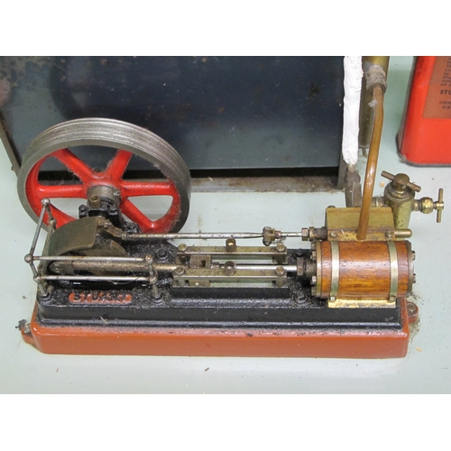 Stuart single cylinder horizontal steam engine with a 3.75