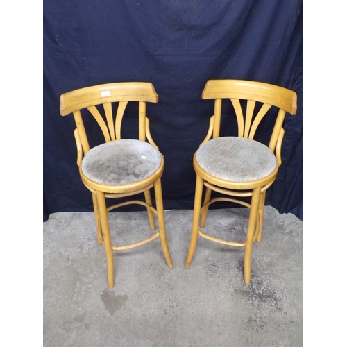 283 - Pair of modern bentwood high stools with curved back rests over padded seats on turned legs - 45cm x... 