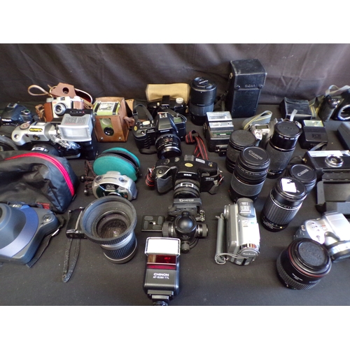 Large collection of cameras, lenses and camera bags etc to include ...