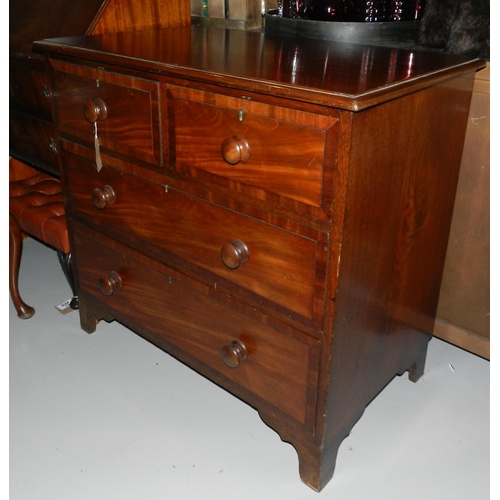 116 - Wooden Chest of drawers apx 84cm height , 89x52cm