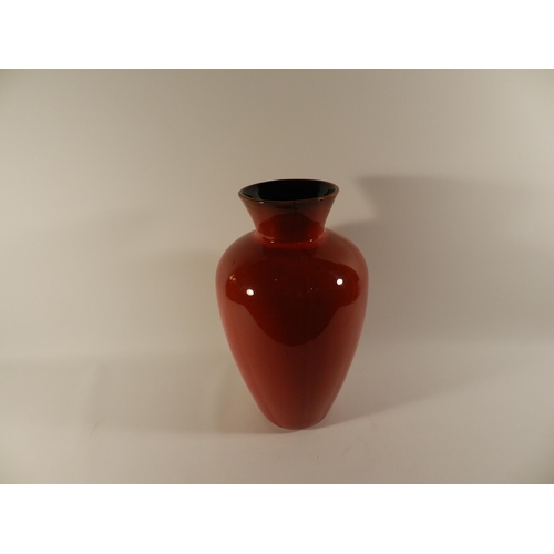 286 - Red porcelain vase 9188 No.)