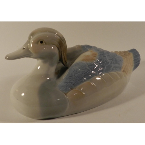 301 - Blue porcelain duck