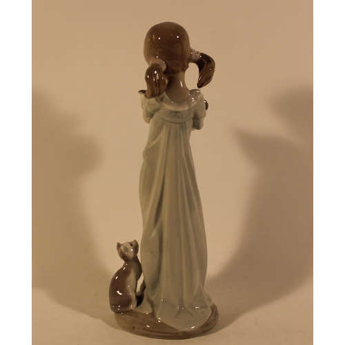 364 - Lladro porcelain figure , girl with kitties in hands, mint condition