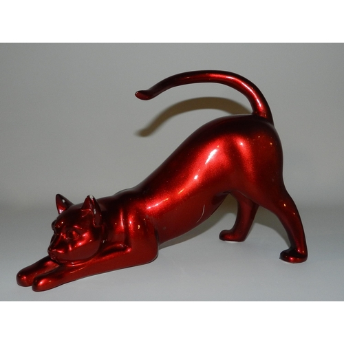 7 - Art deco Red resin cat statue with red porcelain vase ,cat motive vase is apx 18cm height