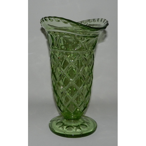 72 - Green Glasse vase , crystal cut, apc 27cm height