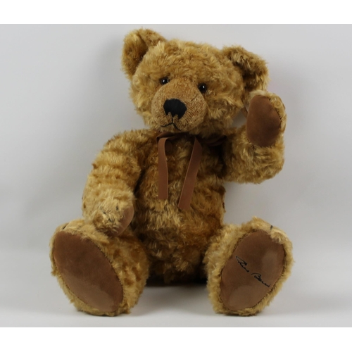 17 - Russ Berrie, Teddy Bear, Limited Edition of 5000 , 4820/5000, With Certificate, With Tags and Box, i... 