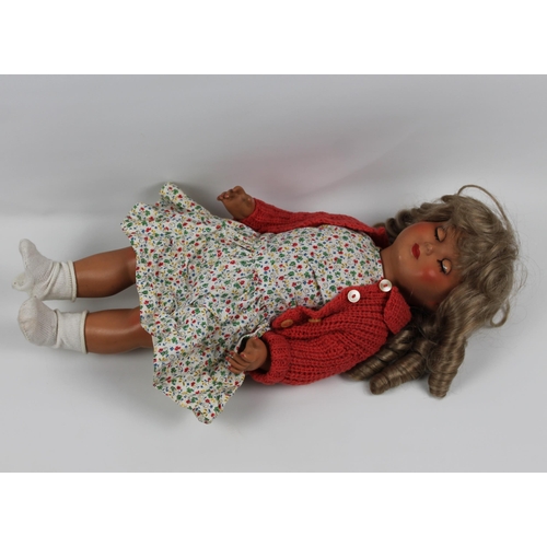 35 - Vintage Plastic Doll, Blinking Eyes, Manufacturer Unknown, Good Condition, Appx 49cm ( 19.5 inches )... 