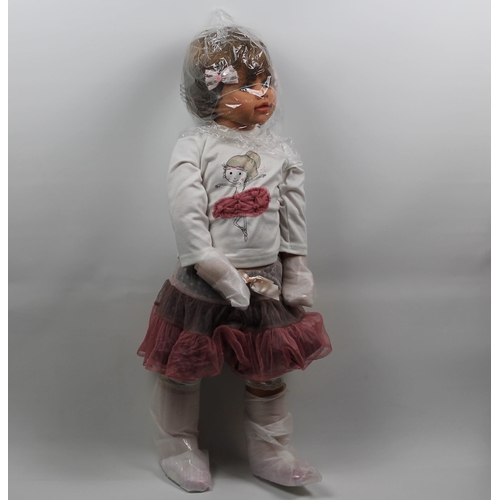 99 - Very Large Doll, 039/350, USA Edition, Monika Lovenig, Mint Condition, Appx 90cm ( 36 Inches )