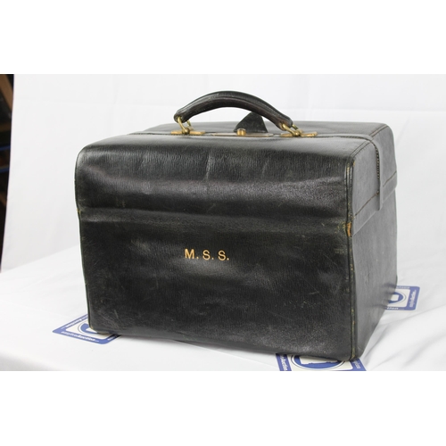 182 - Antique Victorian Leather Vanity Case, Large, Mint Condition, Vintage Black Leather, 10'' Tall, 
 ( ... 