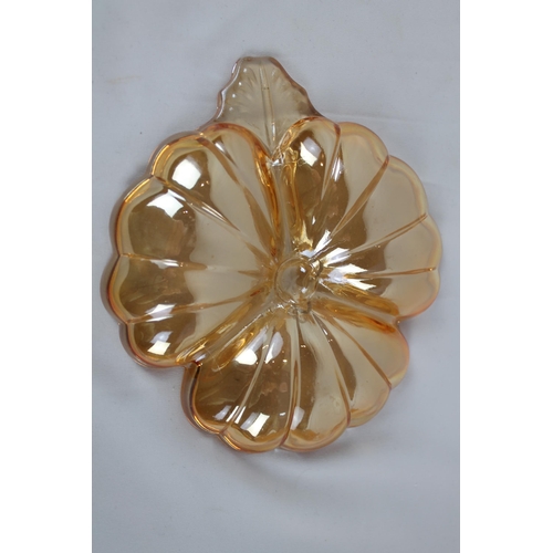 274 - Vintage Jeannette Carnival Glass Marigold Clover Leaf, Candy Dish, Triple Divide. Mint Condition 7''... 