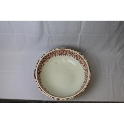 21 - Vintage Wedgwood Pottery, Large Washing Bowl, 15'' inches in diameter (38.5cm)