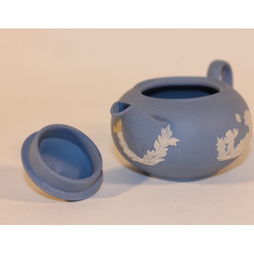 35 - Wedgewood Miniature Teapot