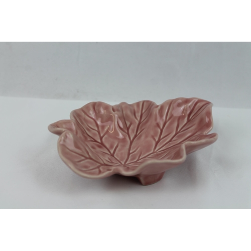 75 - Portuguese porcelain tree leaf dish, 14 x 12cm