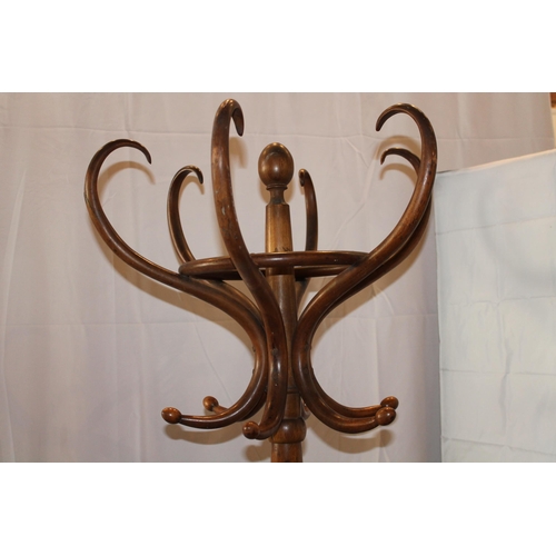 133 - Vintage Cloth and Hat Hanger