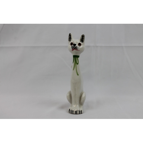 138 - Vintage Whimsical Long Necked Porcelain Cat, 1960 / 1970