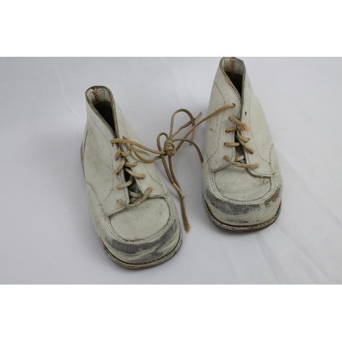 161 - Vintage Child Leather Shoes