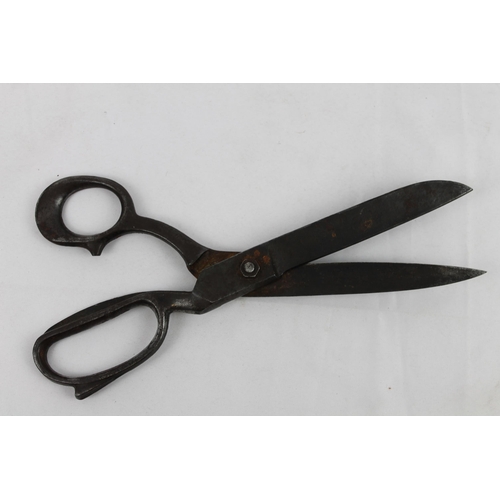 171 - Very Large Vintage Scissors 11'' , 28cm, in excellent working order