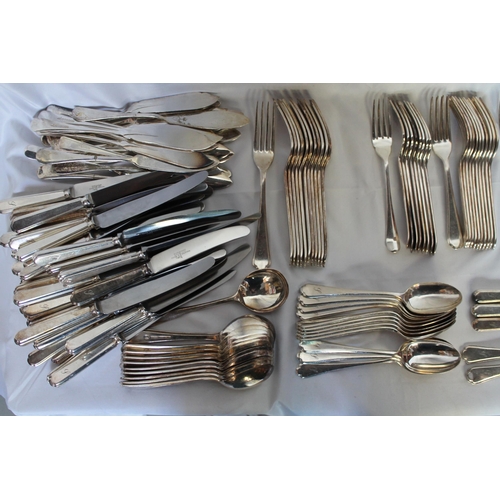 216 - Walker & Hall, Job Lot of a Silver Plated Cutlery