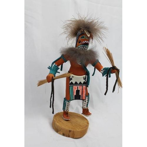 219 - Native American Kachina Doll Navajo , 21cm tall