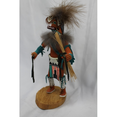 219 - Native American Kachina Doll Navajo , 21cm tall