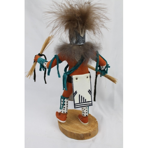 219 - Native American Kachina Doll Navajo , 21cm tall