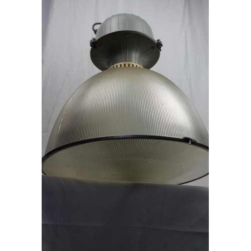 223 - Large Industrial Light , in perfect working condition, 70 cm tall , diameter is 60cm