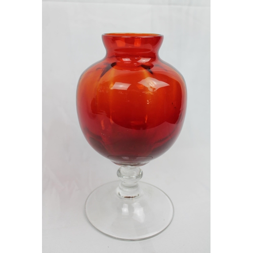 236 - Vintage Large Red Ruby Golf Ball Wine Goblet, 21 cm tall